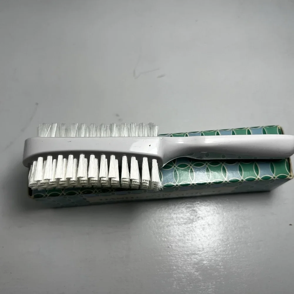 Avon vintage hand